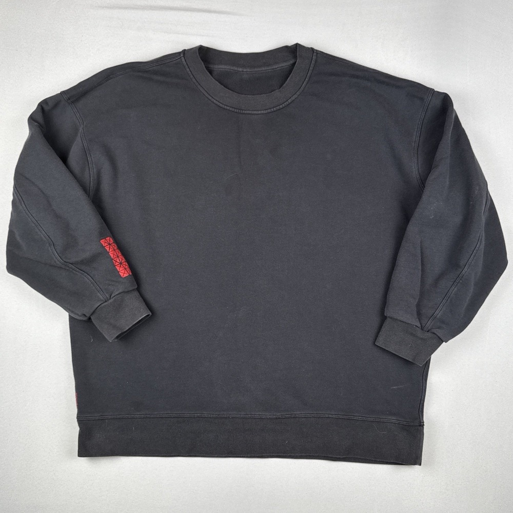 Lululemon Sweatshirt Womens XL Black Crewneck Pullover Member Be All In Graphic